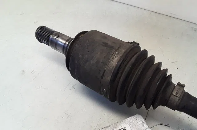 Transmission avant gauche Mercedes-benz CLASSE M (W164) Ml 320 cdi 4-matic (164.122) (2005-2009) occasion
