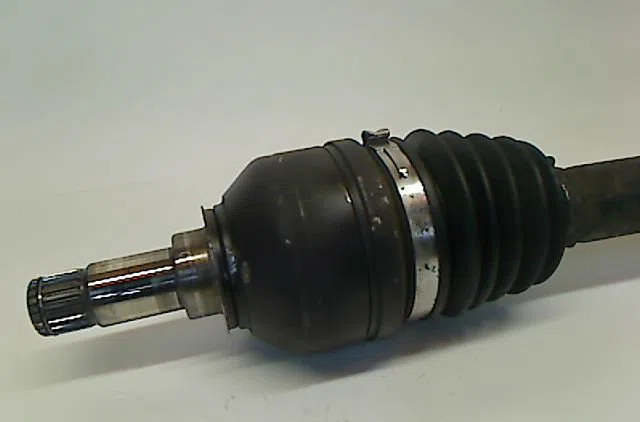 Transmission avant gauche MERCEDES CLASSE A 1999 occasion