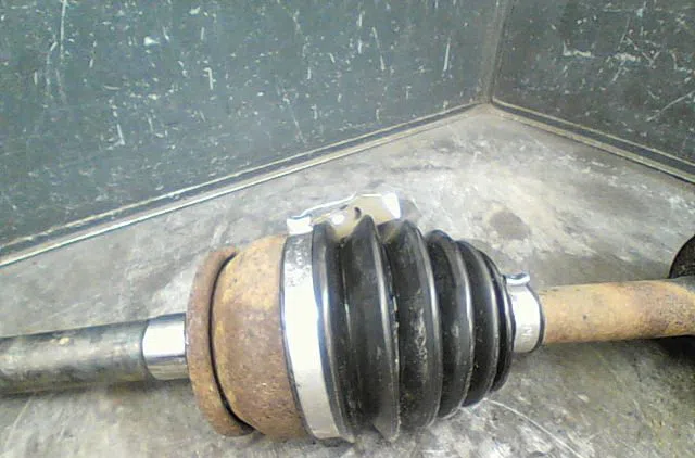 Transmission avant gauche Mitsubishi PAJERO II (V3_W, V2_W, V4_W) 2.5 td 4wd (v24c, v24w) (1990-1999) occasion
