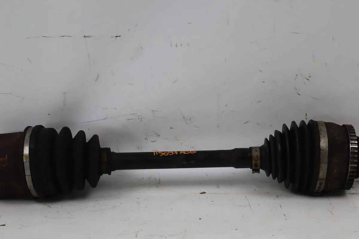 Transmission avant gauche Nissan ALMERA TINO (V10) 1.8 (2000-2006) occasion