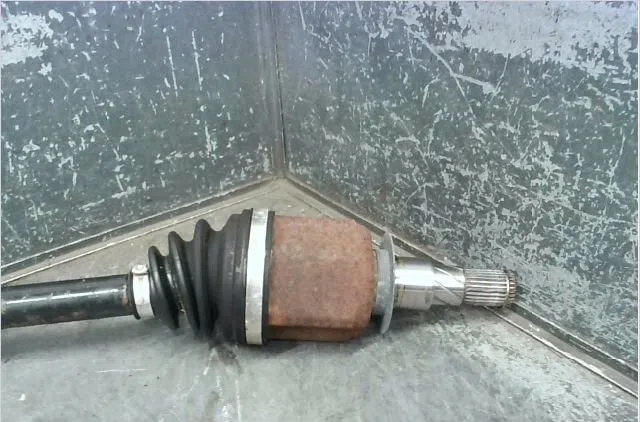 Transmission avant gauche Nissan PATHFINDER III (R51) 2.5 dci 4wd (2005) occasion