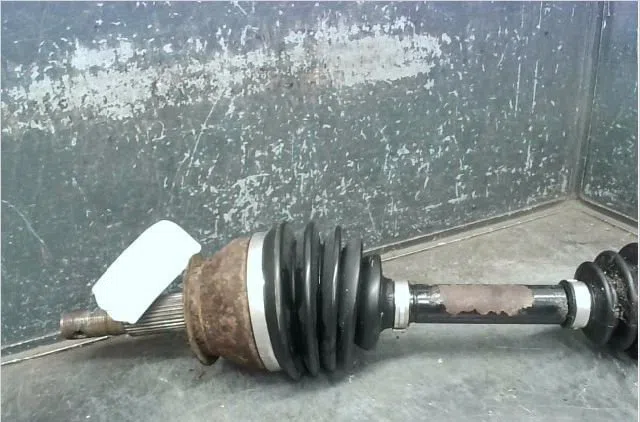Transmission avant gauche Nissan PATHFINDER III (R51) 2.5 dci 4wd (2005) occasion