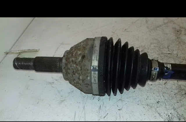 Transmission avant gauche Nissan QASHQAI - QASHQAI 2 I (J10, NJ10, JJ10E) 2.0 dci traction intégrale (2007-2013) 5 porte
