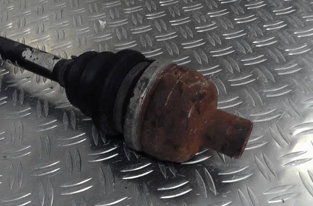 Transmission avant gauche Opel ASTRA H TwinTop (A04) 1.9 cdti (l67) (2005-2010) occasion