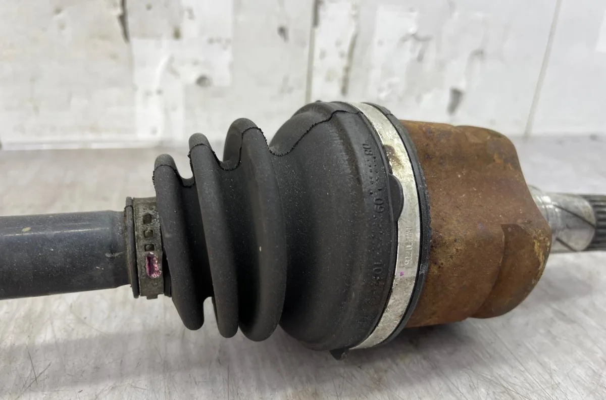 Transmission avant gauche OPEL CORSA D PHASE 2 occasion