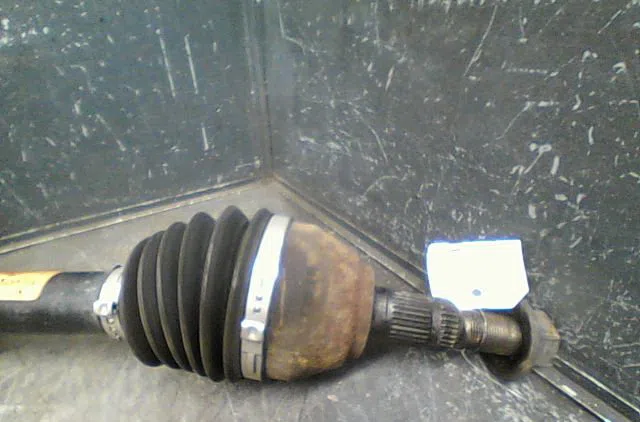 Transmission avant gauche Opel SIGNUM 3-5 portes (Z03) 3.0 v6 cdti (f48) (2003-2005) occasion