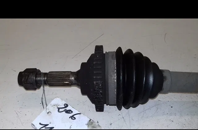 Transmission avant gauche Peugeot 206 (2L_, 2M_) 1.4 hdi eco 70 (2009-2013) 5 portes occasion