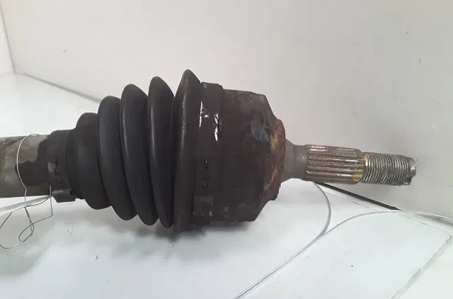 Transmission avant gauche Peugeot 206 3-5 portes (2A-C) 1.1 i (1998-2007) occasion