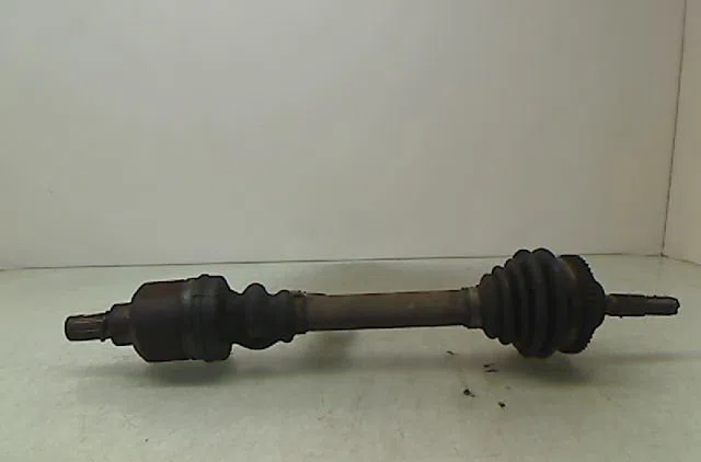 Transmission avant gauche Peugeot 206 3-5 portes (2A-C) 1.4 i (1998-2012) 3 portes occasion