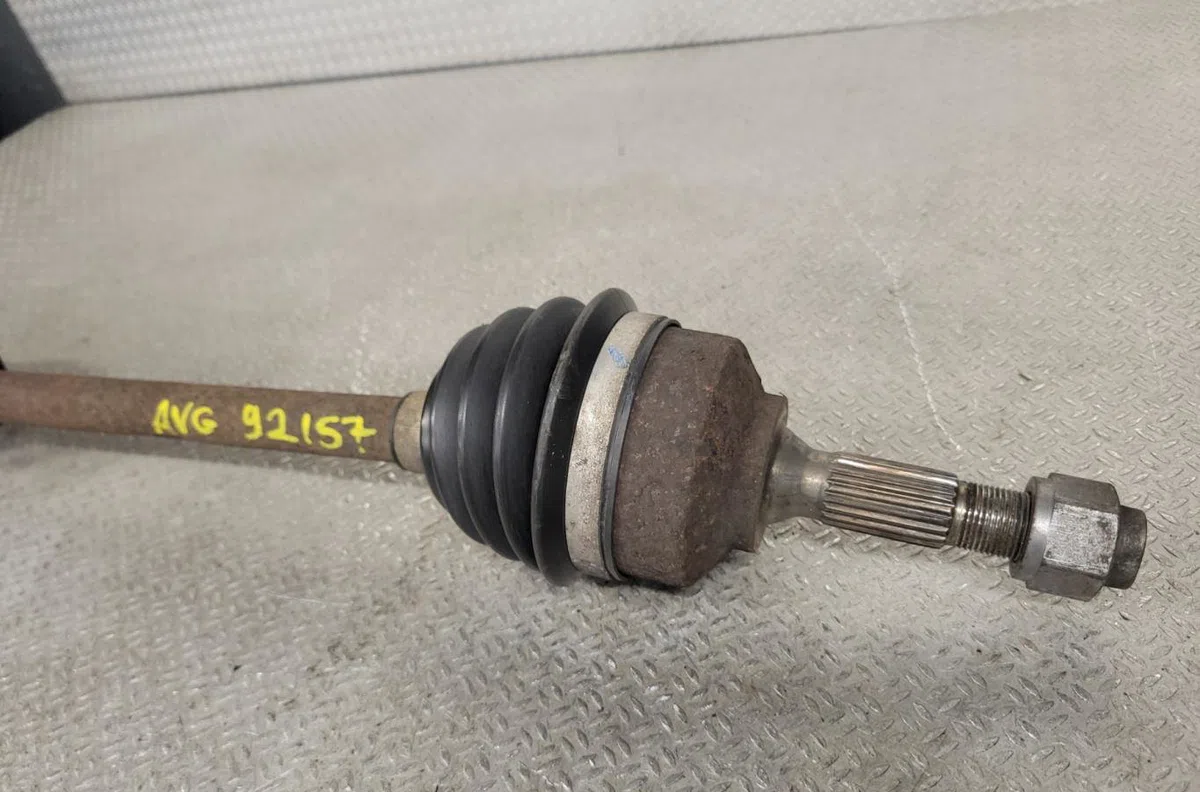 Transmission avant gauche Peugeot 207-207 (WA_, WC_) 1.4 (2006-2013) 5 portes occasion