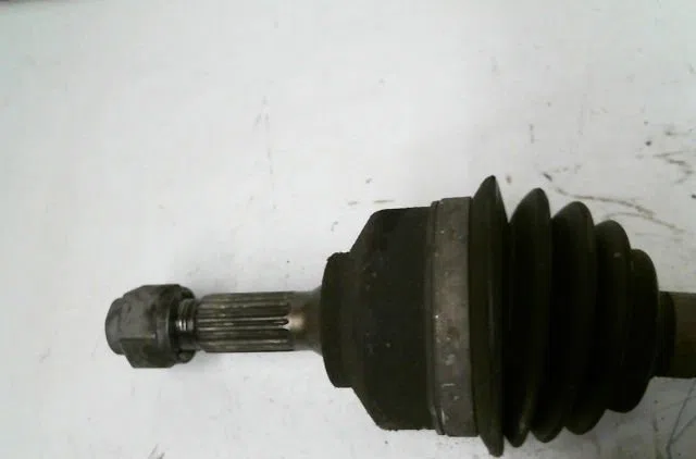 Transmission avant gauche Peugeot 207-207 (WA_, WC_) 1.4 (2006-2013) 5 portes occasion