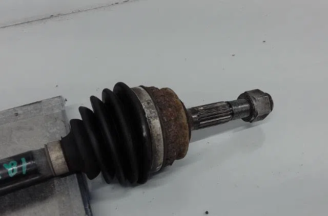 Transmission avant gauche Peugeot 208 I (CA_, CC_) 1.6 (2012) occasion