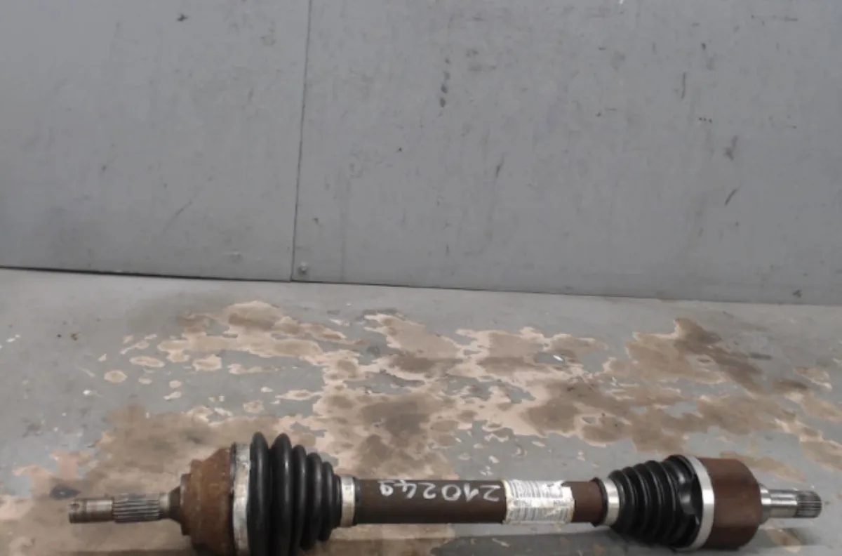 Transmission avant gauche Peugeot 208 I (CA_, CC_) 1.6 hdi (2012) occasion