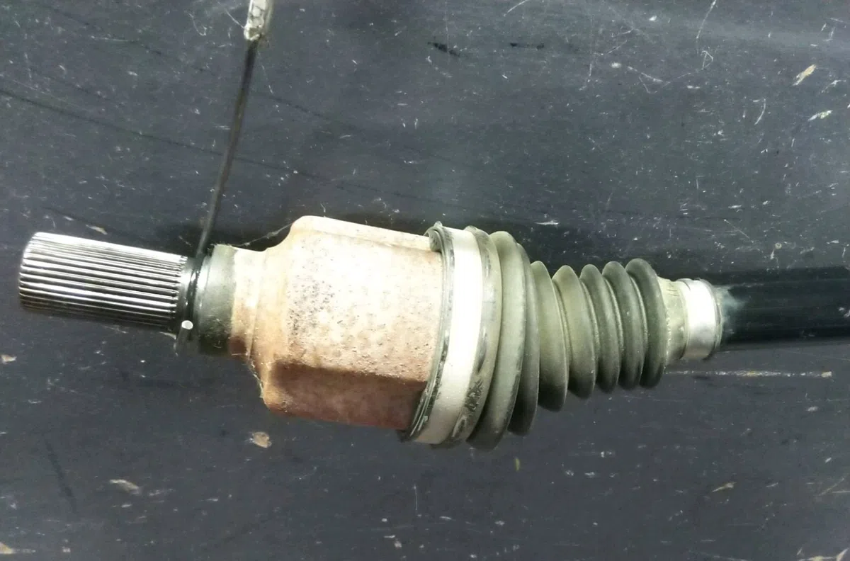 Transmission avant gauche PEUGEOT 3008 II 2020 occasion