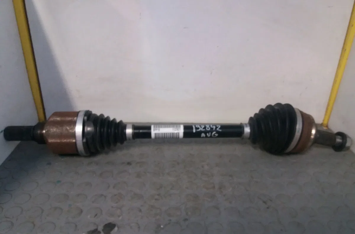 Transmission avant gauche PEUGEOT 308 II  1.5 BlueHDI 130ch occasion