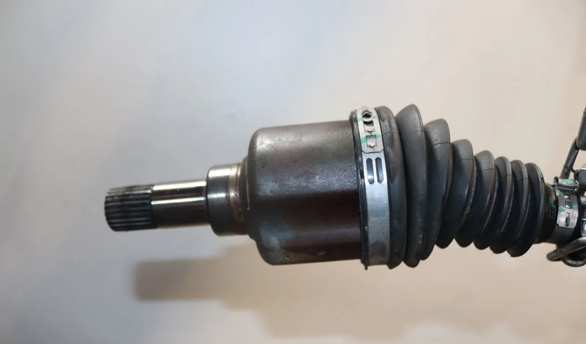 Transmission avant gauche Peugeot 308 II (LB_, LP_, LW_, LH_, L3_) 1.2 thp 130 (2013-2021) occasion