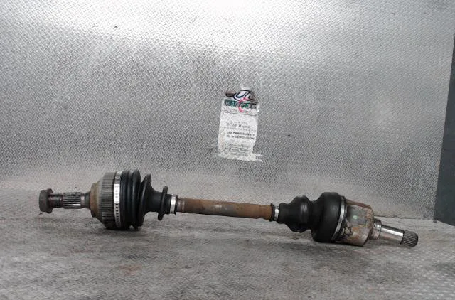 Transmission avant gauche Peugeot 405 I (15B) 1.9 sport mi-16 (1987-1992) occasion