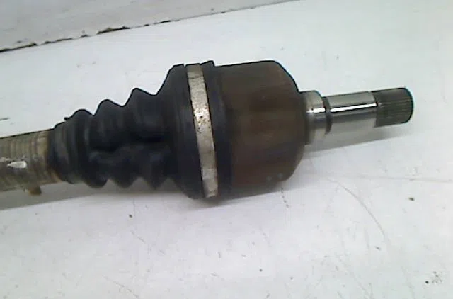 Transmission avant gauche Peugeot 407 SW (6E_) 2.2 (2004-2005) occasion