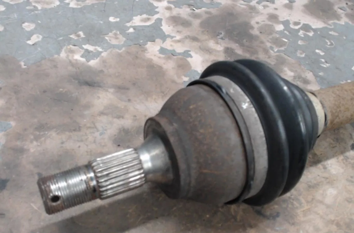 Transmission avant gauche Peugeot PARTNER Camionnette-Monospace 1.6 hdi (2008) 4 portes occasion