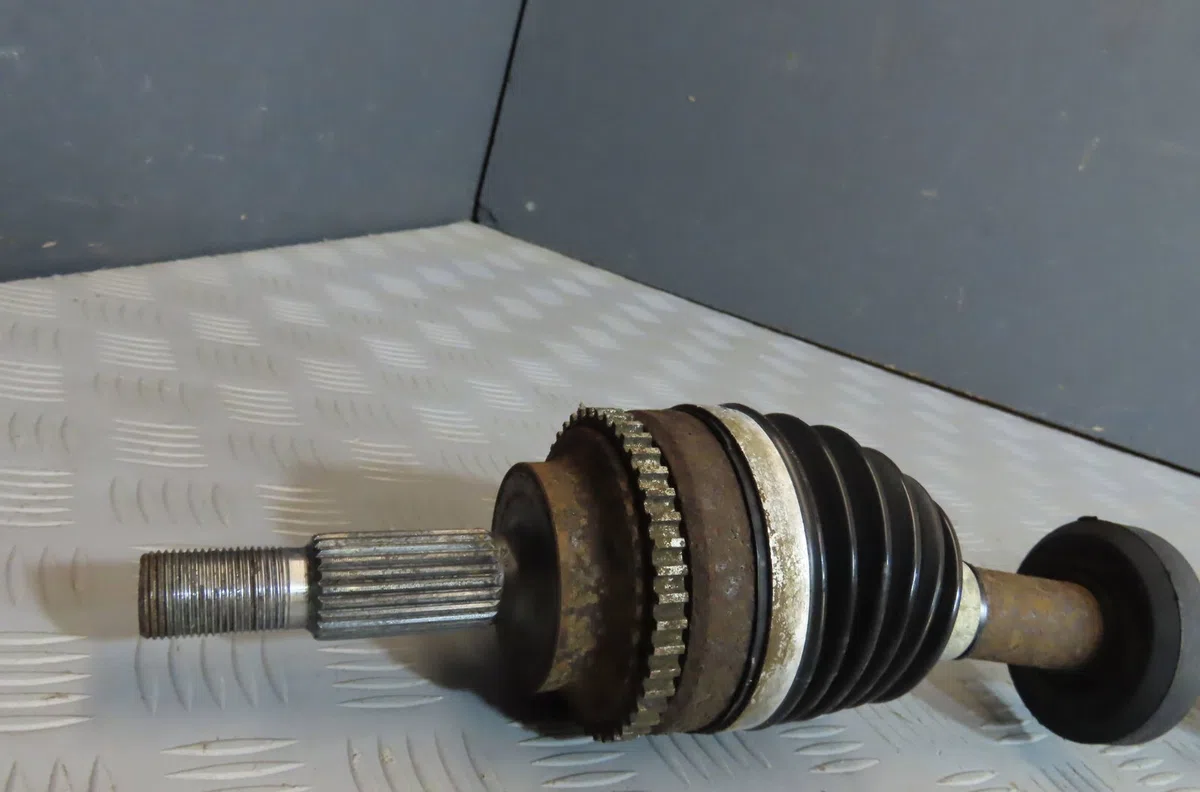 Transmission avant gauche RENAULT CLIO 2007 occasion