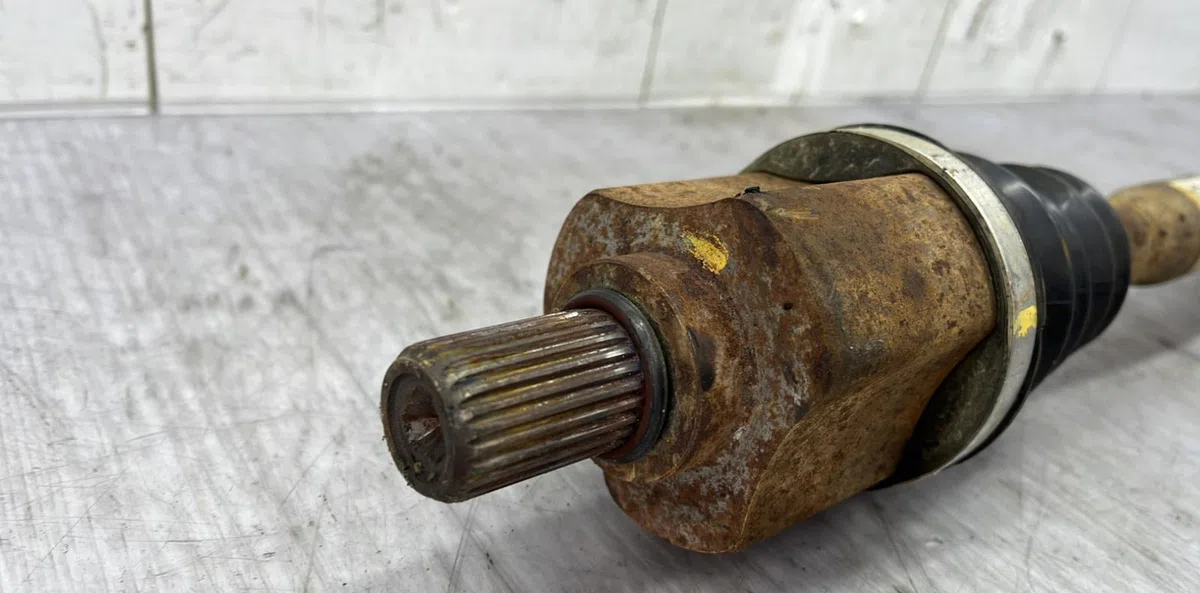Transmission avant gauche RENAULT CLIO 3 PHASE 2 BREAK occasion