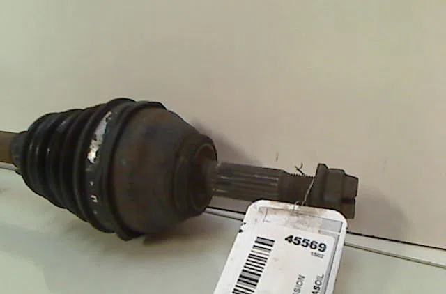 Transmission avant gauche Renault CLIO I (B-C57_, 5-357_) 1.9 d (b-c-s576, b-c-s57l) (1991-1998) occasion
