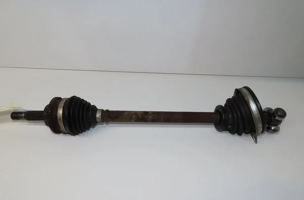 Transmission avant gauche Renault CLIO II (BB_, CB_) 1.2 (bb0a, bb0f, bb10, bb1k, bb28, bb2d, bb2h, cb0a,... (1998-2010)