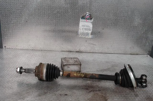 Transmission avant gauche Renault CLIO II (BB_, CB_) 1.5 dci (b-cb07) (2001-2009) 3 portes occasion