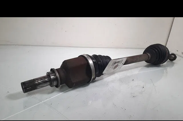 Transmission avant gauche Renault CLIO III (BR0-1, CR0-1) 1.5 dci (c-br0g, c-br1g) (2005-2012) 5 portes occasion