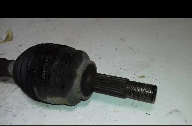Transmission avant gauche Renault KANGOO Express (FC0-1_) 1.5 dci (fc07, fc1r) (2001) 4 portes occasion
