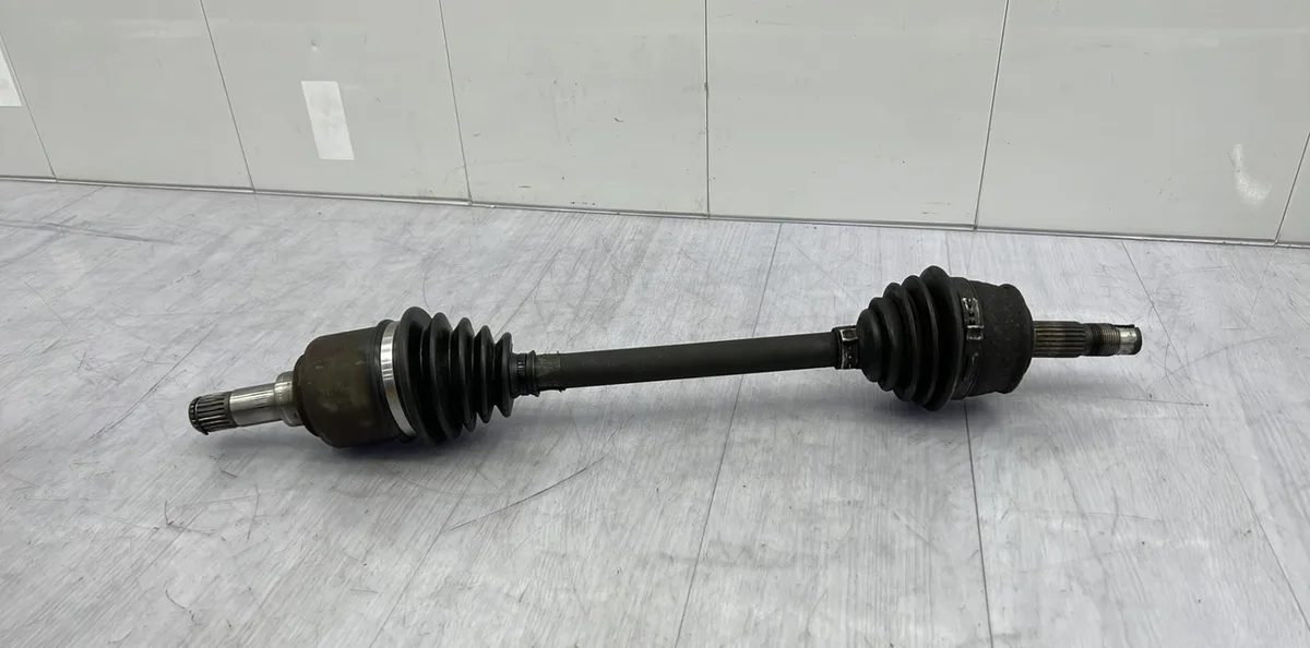 Transmission avant gauche RENAULT LAGUNA 1 PHASE 1 BREAK occasion