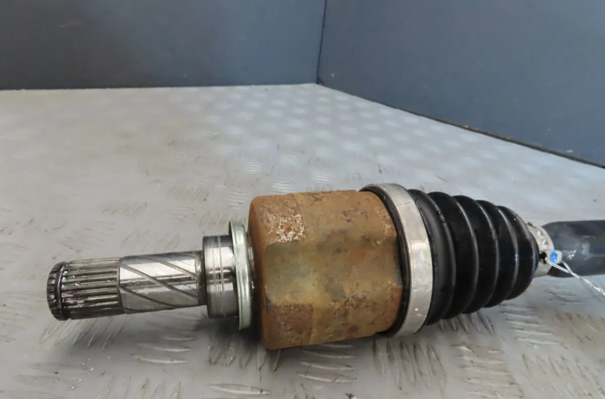 Transmission avant gauche RENAULT LAGUNA 2009 occasion