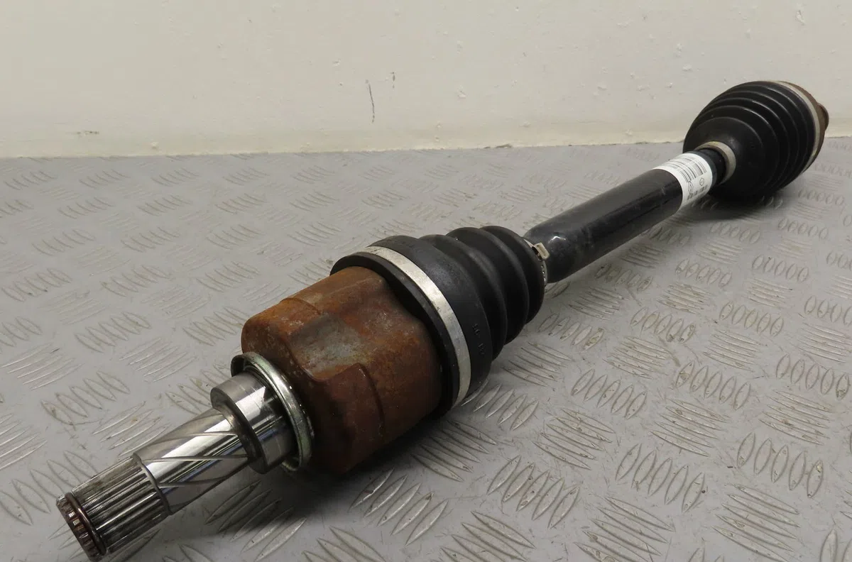 Transmission avant gauche Renault LAGUNA III (BT0-1) 2.0 16v (bt05, bt0f, bt0w) (2007-2012) occasion