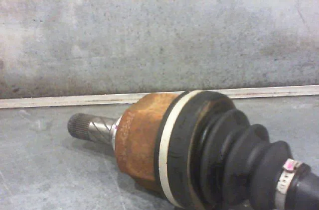 Transmission avant gauche Renault LAGUNA III (BT0-1) 2.0 dci gt (bt11, bt1e, bt1n) (2008-2015) occasion