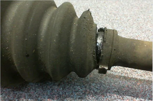Transmission avant gauche RENAULT LAGUNA III Phase 1 COUPE 08-2008--03-2013 2.0 DCI 150ch occasion