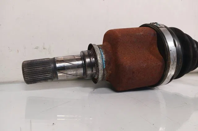 Transmission avant gauche Renault LATITUDE (L70_) 2.0 dci 150 (l70h) (2011) occasion