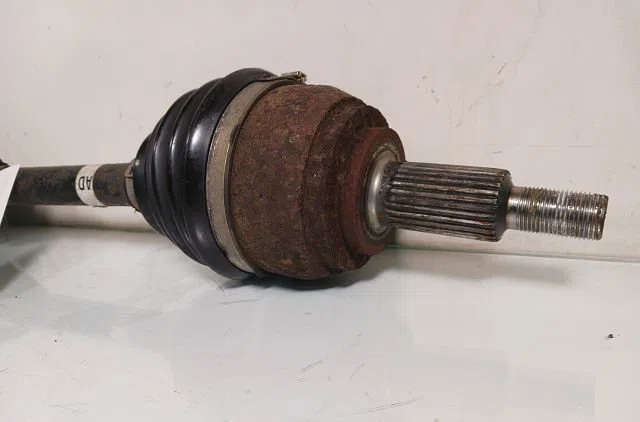 Transmission avant gauche Renault LATITUDE (L70_) 2.0 dci 150 (l70h) (2011) occasion