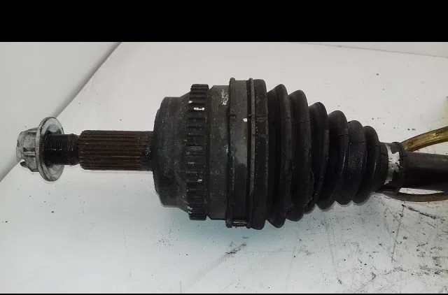 Transmission avant gauche Renault MASTER II Camionnette (FD) 2.5 dci 120 (2001) occasion