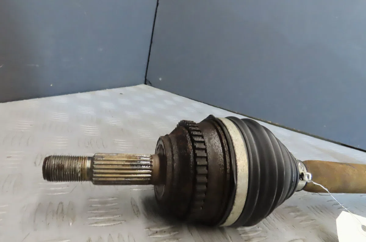 Transmission avant gauche RENAULT MEGANE 1999 occasion