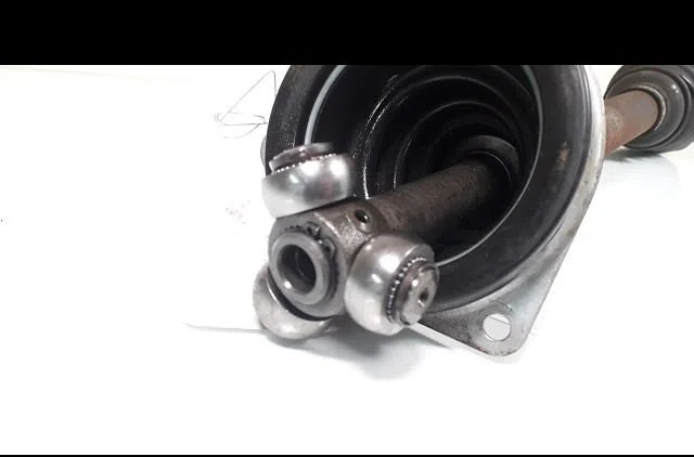 Transmission avant gauche Renault MEGANE I Cabriolet (EA0-1_) 1.6 e (ea0f) (1996-1999) occasion
