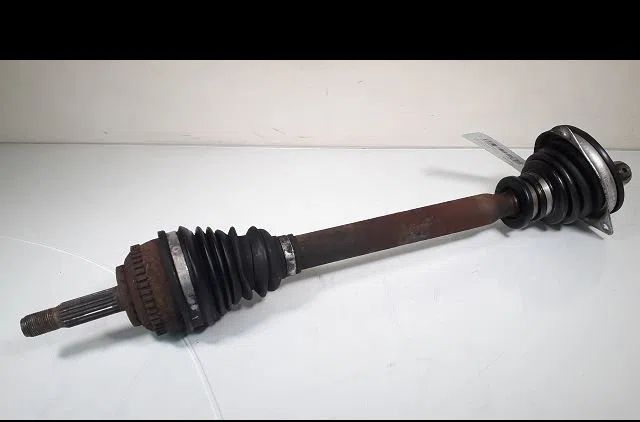 Transmission avant gauche Renault MEGANE I Cabriolet (EA0-1_) 1.6 e (ea0f) (1996-1999) occasion