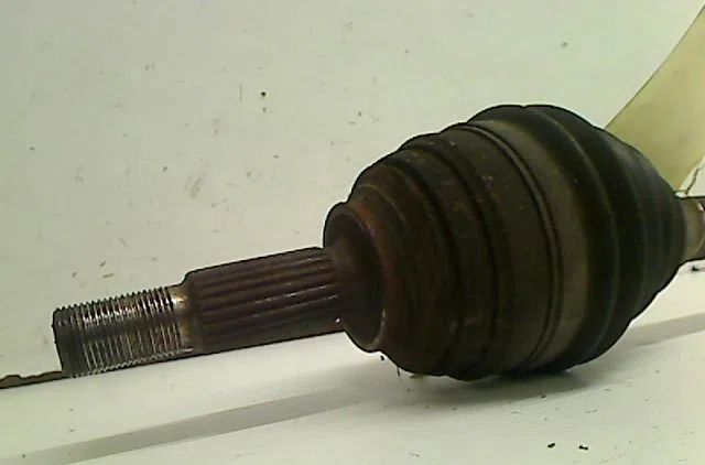 Transmission avant gauche Renault MEGANE II (BM0-1_, CM0-1_) 1.5 dci (bm0f, bm0t, bm2b, cm0f, cm0t) (2002-2008) 5 portes