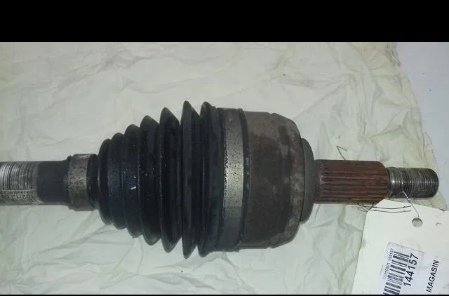 Transmission avant gauche Renault MEGANE III 3-5 portes (BZ0-1_, B3_) 1.5 dci (bz09, bz0d, bz1w, bz29, bz14) (2009) 5 po