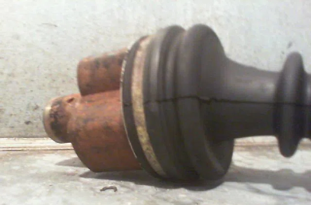 Transmission avant gauche RENAULT R21 1986 occasion