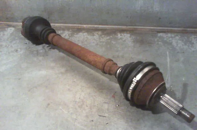 Transmission avant gauche RENAULT R21 1986 occasion