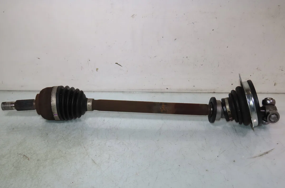 Transmission avant gauche Renault TWINGO II (CN0_) 1.2 16v (cn04, cn0a, cn0b) (2007-2014) 3 portes occasion