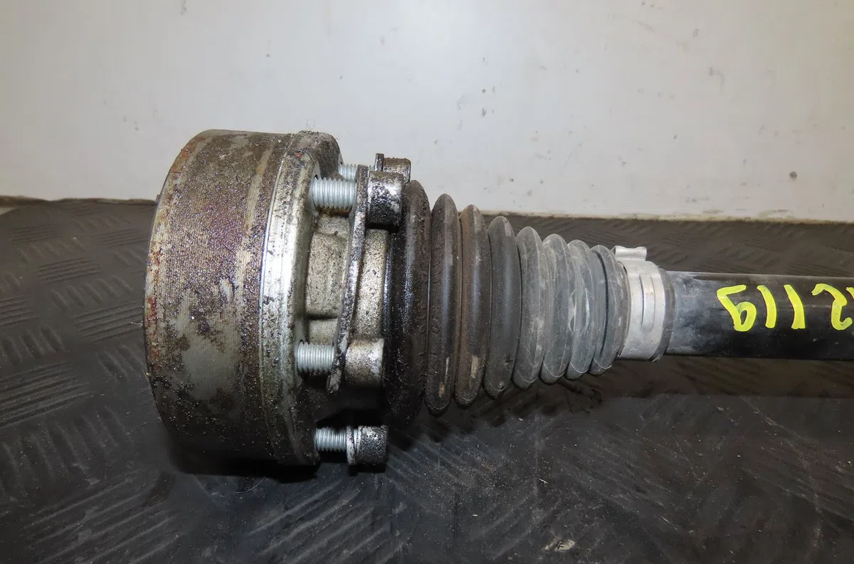 Transmission avant gauche Skoda FABIA III (NJ3) 1.2 tsi (2014-2021) occasion