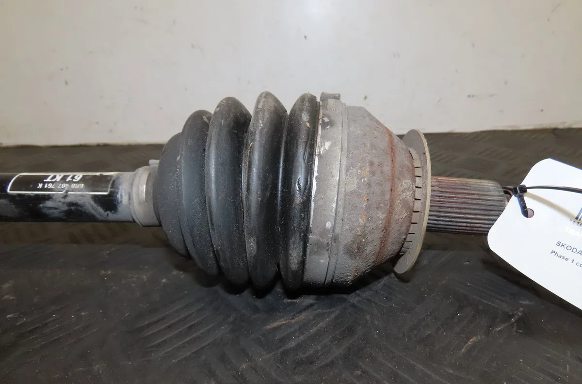 Transmission avant gauche Skoda FABIA III (NJ3) 1.2 tsi (2014-2021) occasion
