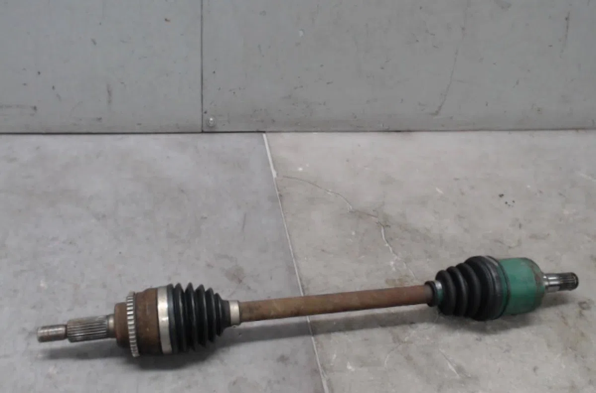 Transmission avant gauche SUZUKI SWIFT 3  SWIFT 3 occasion