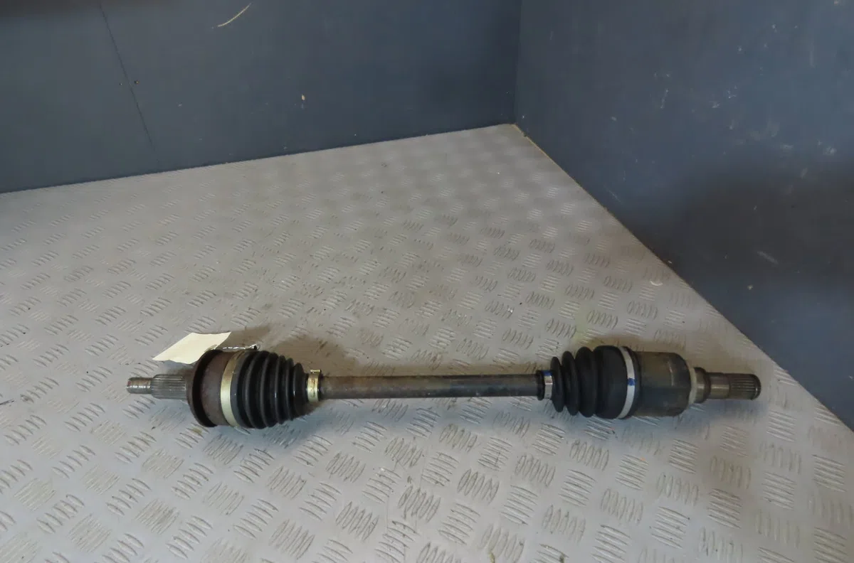 Transmission avant gauche SUZUKI SWIFT occasion